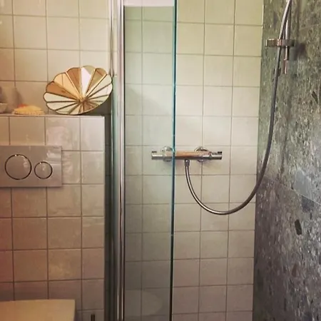 住宿加早餐酒店 De Heg